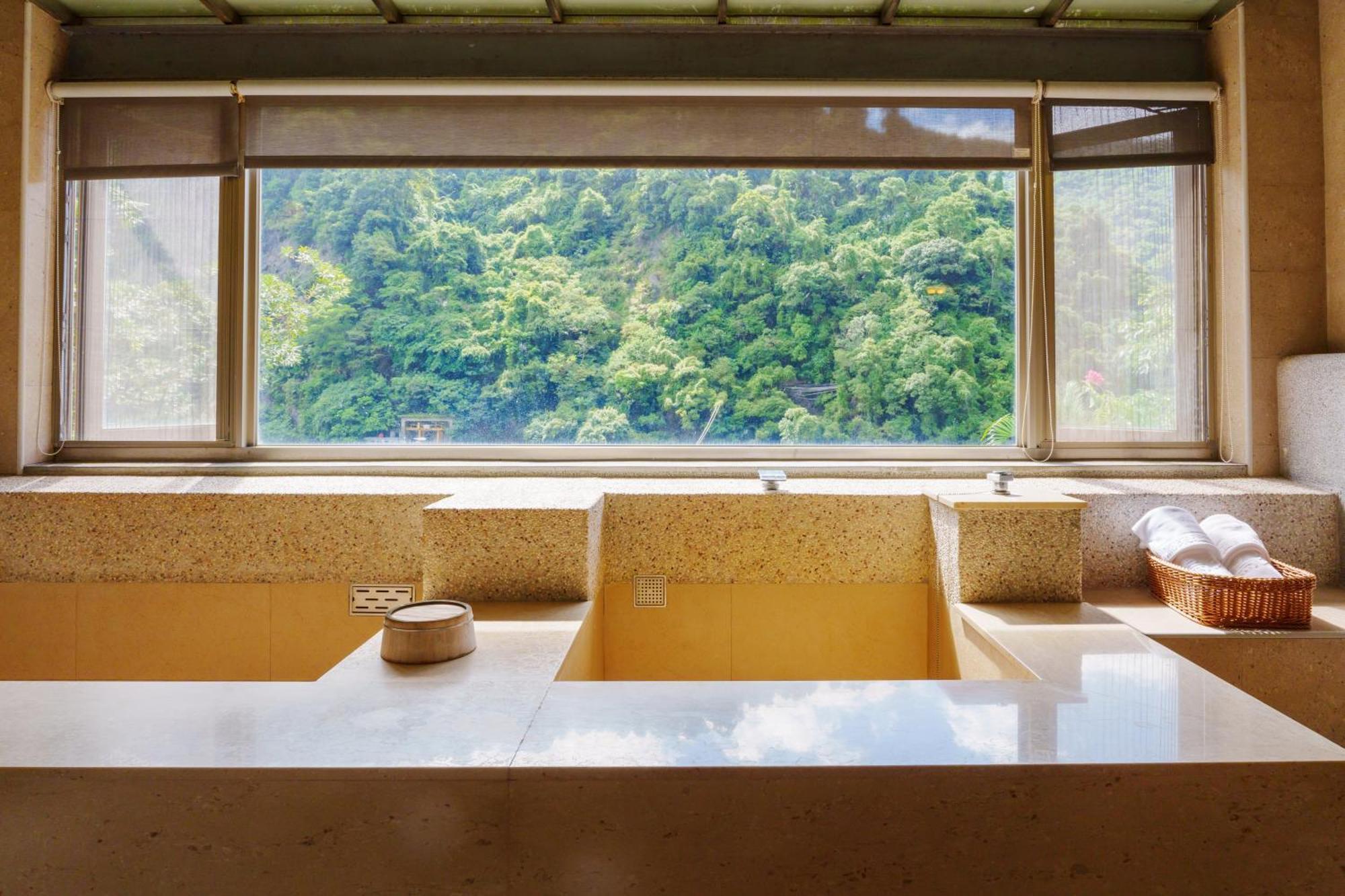 Spring Spa Hotel Wulai Exterior foto